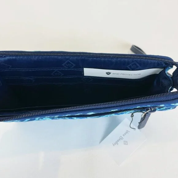 Vera Bradley RFID Front-Zip Wristlet Cuban Tile - Picture 4 of 6